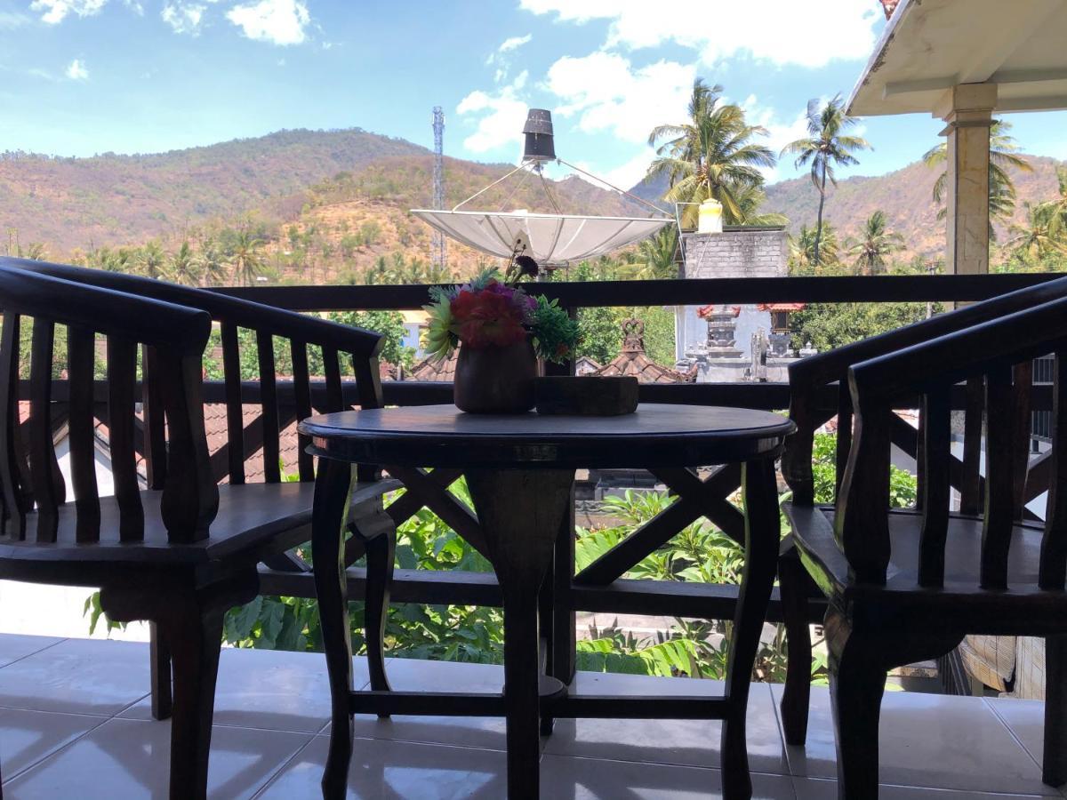 Tira Amed Homestay Esterno foto