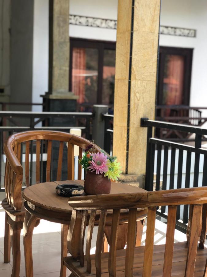 Tira Amed Homestay Esterno foto