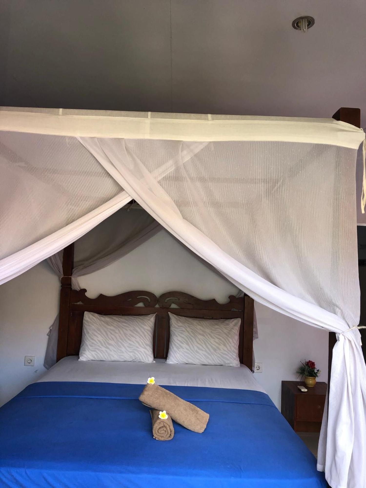 Tira Amed Homestay Esterno foto