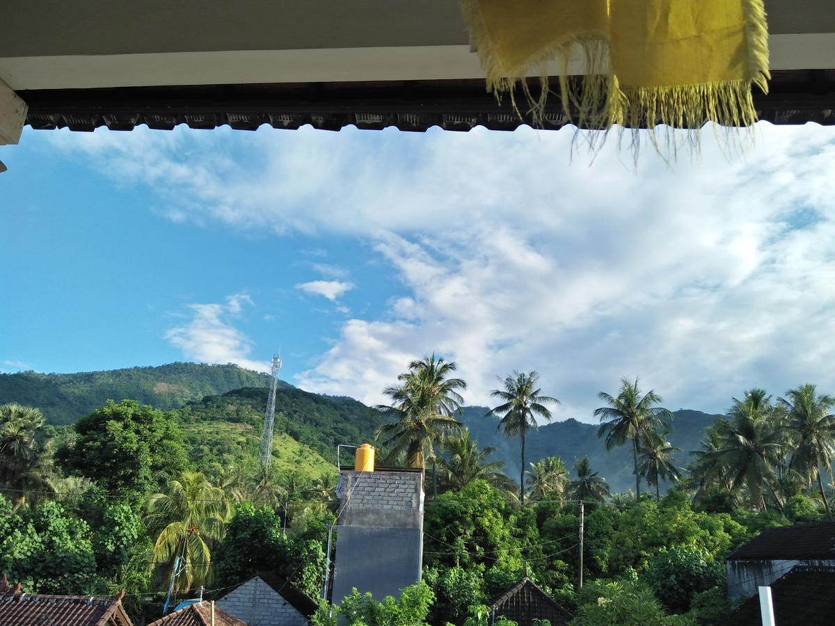 Tira Amed Homestay Esterno foto