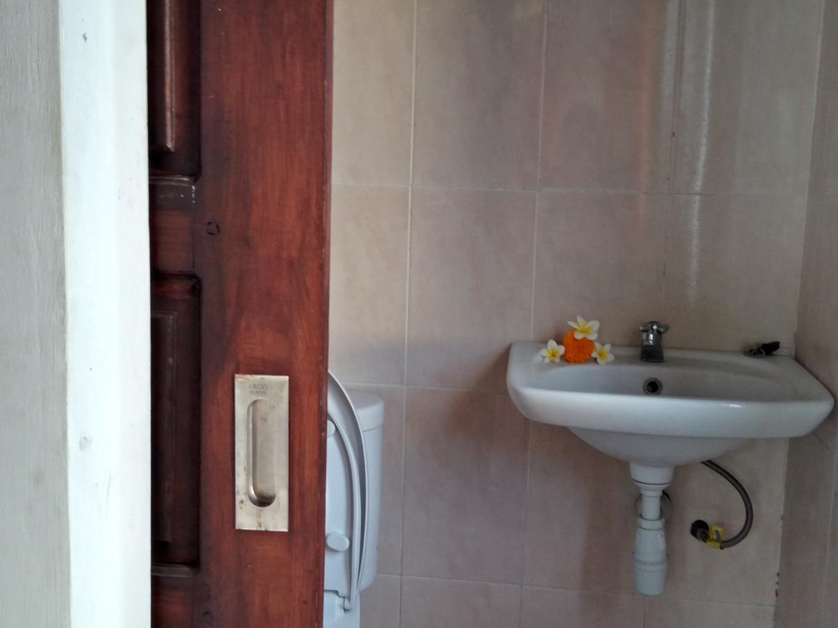 Tira Amed Homestay Esterno foto