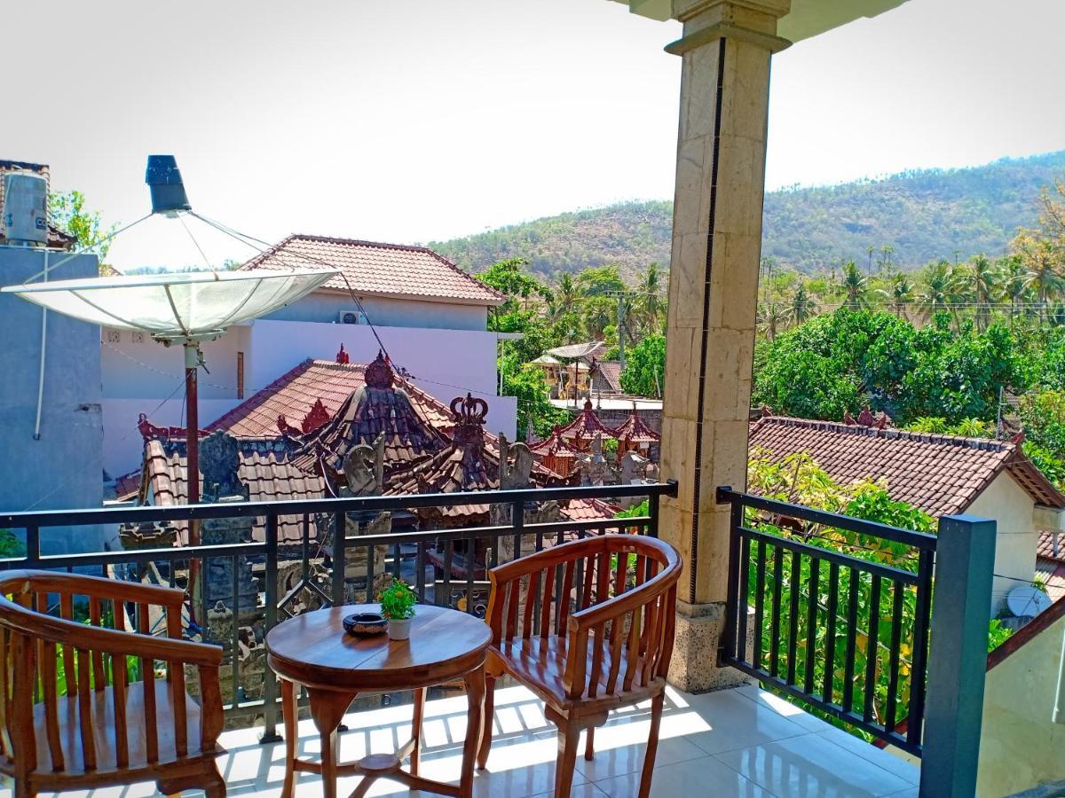 Tira Amed Homestay Esterno foto